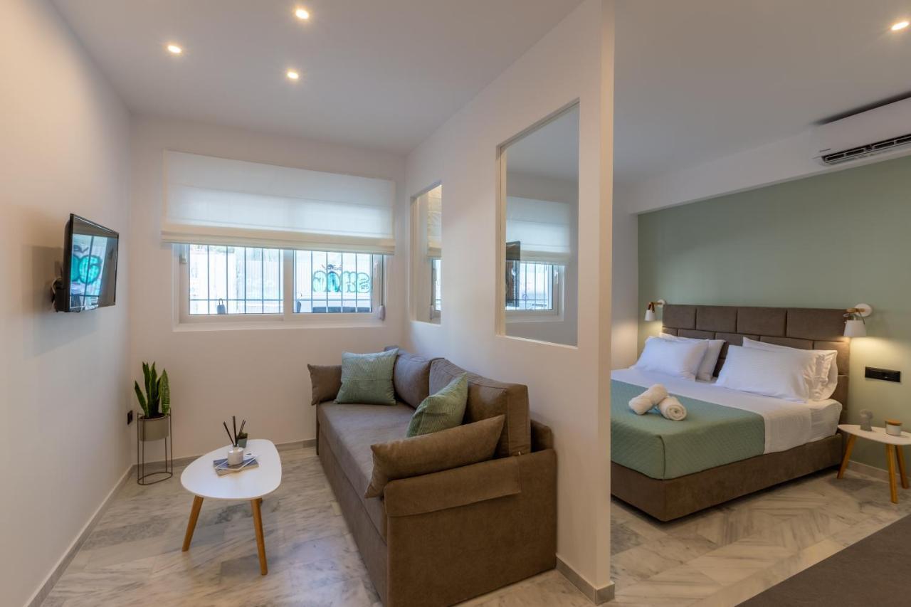 Mandevilia Suites Атина Екстериор снимка