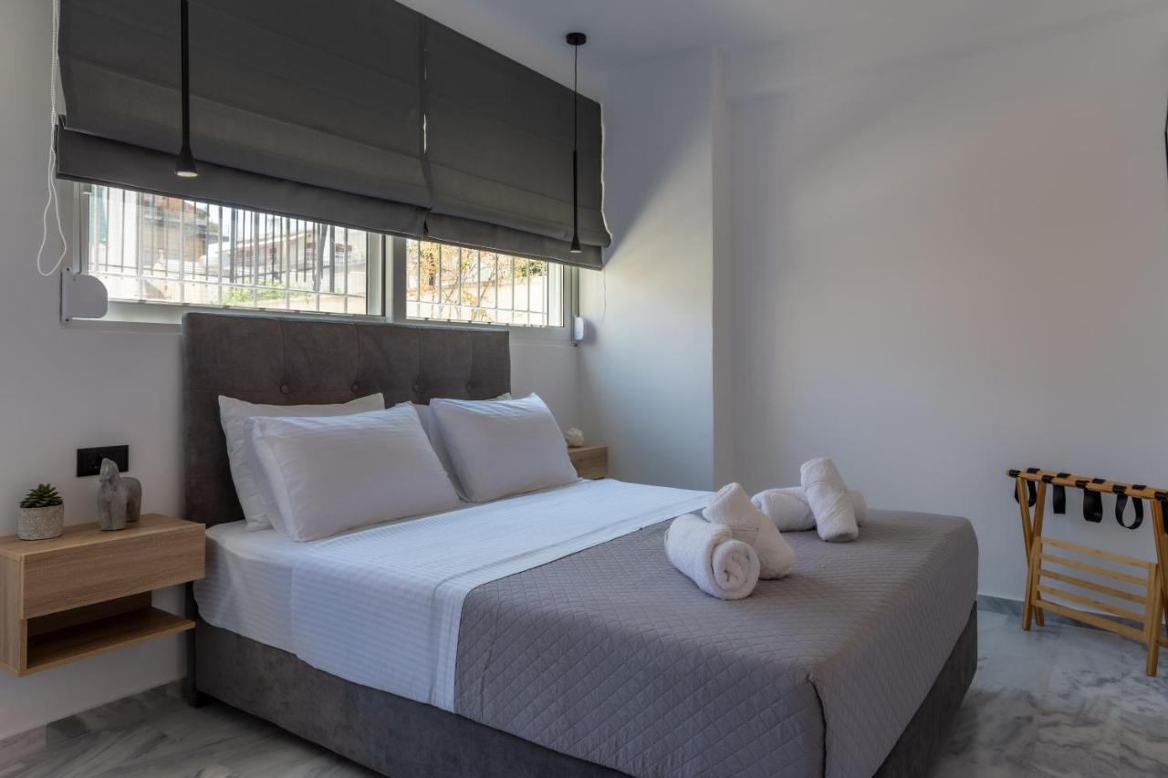 Mandevilia Suites Атина Екстериор снимка
